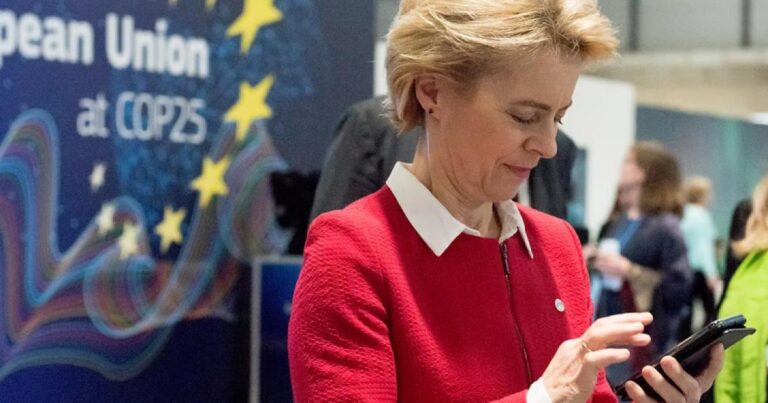 Anonimat pentru birocraţi, transparenţă pentru cetăţeni: dubla UE