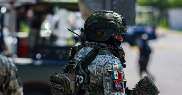Navy SEALs au antrenat echipa care l-a ucis pe El Mencho: coincidență?