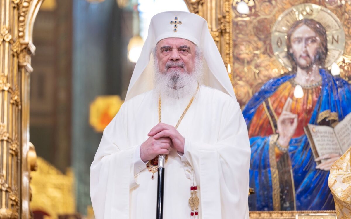 36 de ani de ierarhie: ce nu se spune despre Patriarhul Daniel