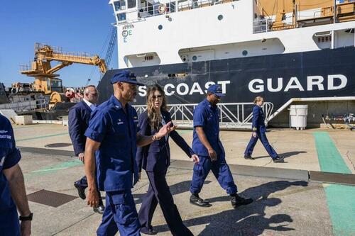 82 de migranți capturați pe mare: ce ascunde noua strategie DHS