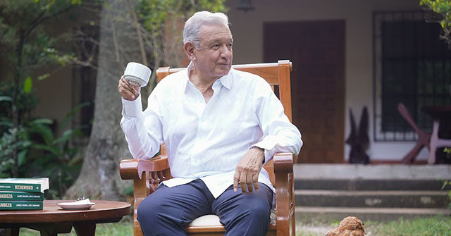 AMLO iese din retragere pentru Castro: cine finanțează de fapt?