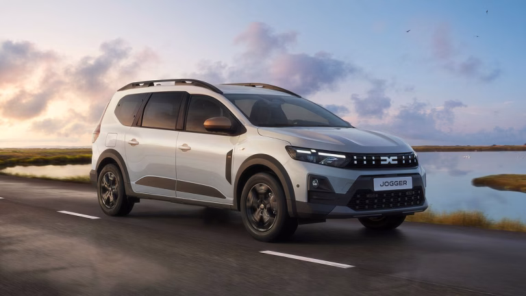 Dacia Mioveni: 1200 de concedieri și mutarea producției în Turcia