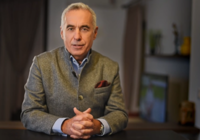 Georgescu cheamă la plantare de arbori: ce ascunde gestul simplu