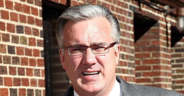 Keith Olbermann atacă legenda Lou Holtz: cine beneficiază?