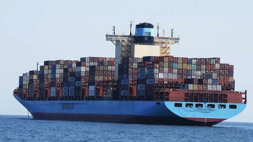Maersk introduce taxă de urgență: războiul care redistribuie hărți