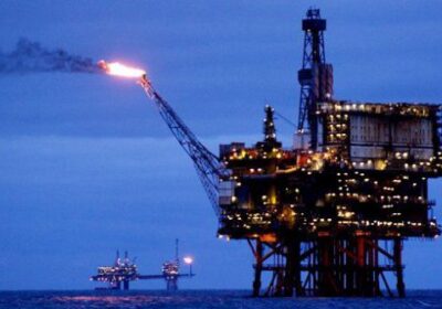 Petrolul nu e piață liberă: mecanismul ascuns al prețurilor