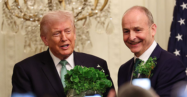 Tradiția shamrock: ce ascunde schimbul simbolic dintre Irlanda și SUA