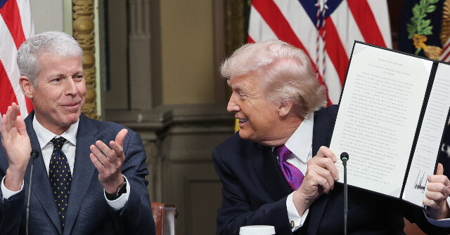Trump promite energie ieftină lângă data centers: cine plătește?