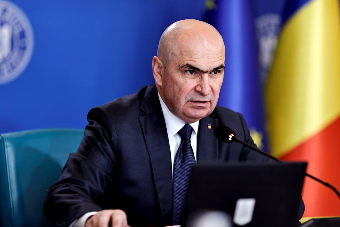 Bolojan refuză demisia după votul PSD: cine câștigă din criză?