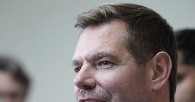 Congresmanul Swalwell, acuzat de agresiune: ce nu spune presa