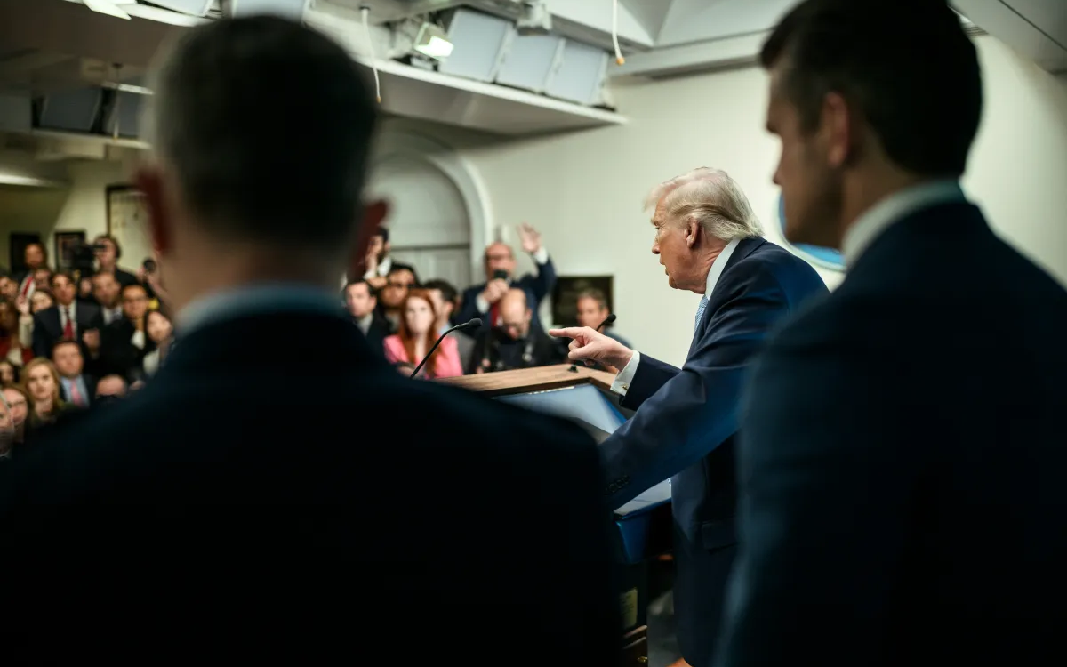 Forțele SUA rămân în Iran: ce nu spune Trump despre armistițiu