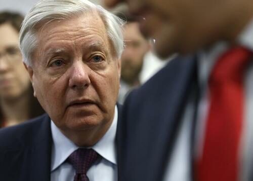 Graham vrea vot în Congres — dar nu pentru război, ci pentru pace