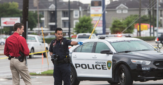 Houston: polițist ucide suspect — ce nu spune raportul oficial