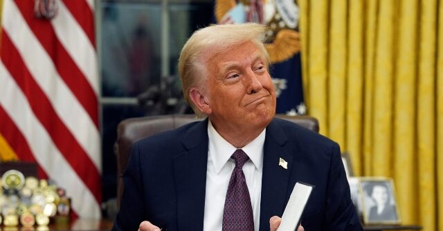 Iran cedează total: ce nu spune Trump despre Strâmtoarea Hormuz