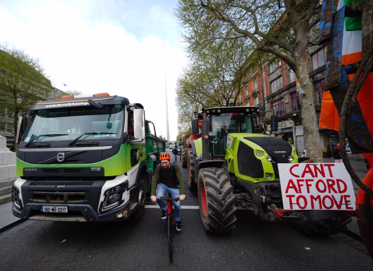 Irlanda: Proteste masive pentru combustibil — ce nu spun media