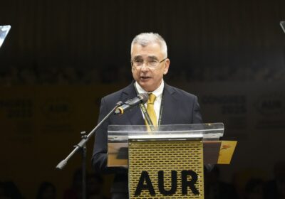 Moțiunea AUR: cifrele pe care Bolojan speră să le uitați