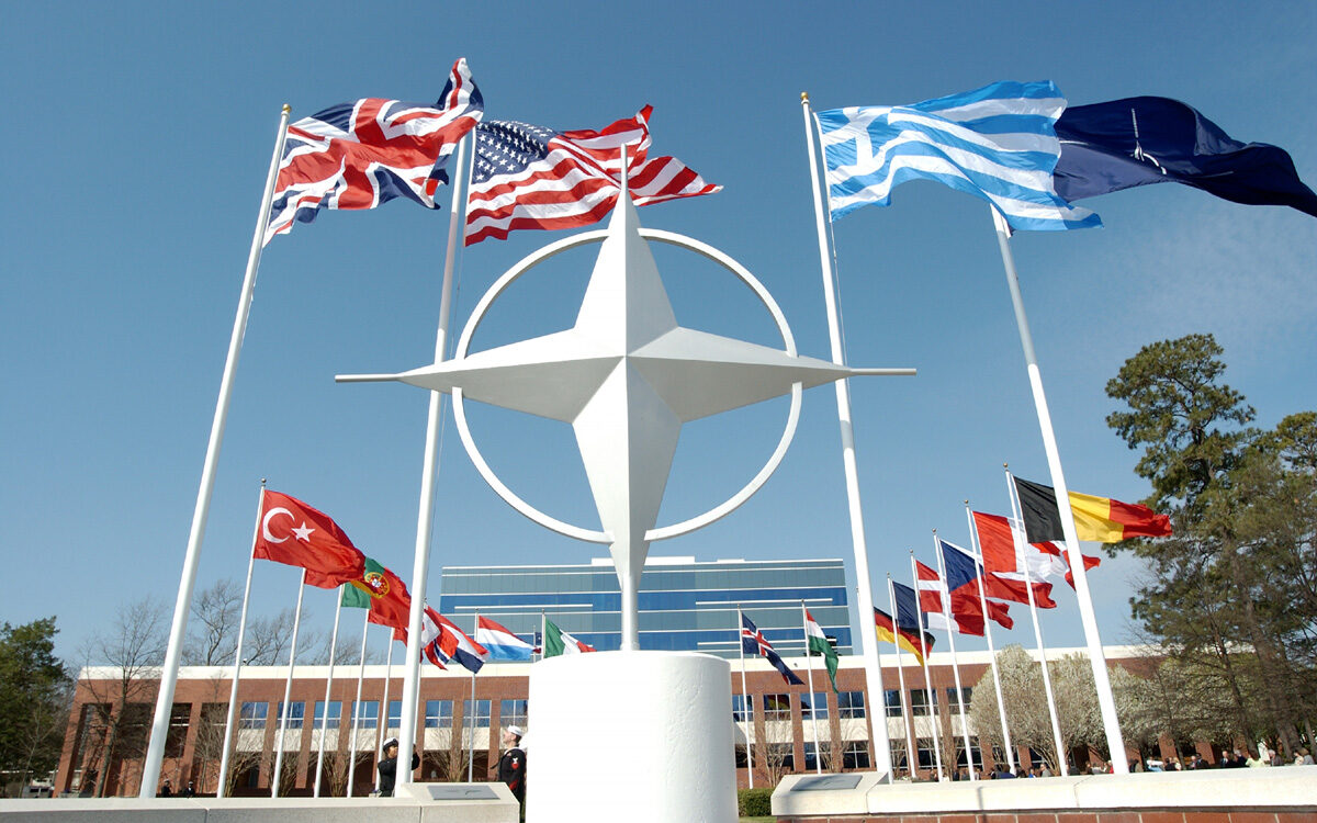 NATO „tigru de hârtie”