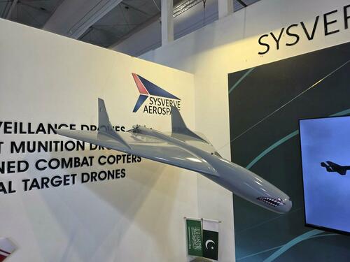 Pakistanul stochează drone kamikaze: cursa globală a armelor ieftine