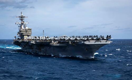 Portavionul american evită Strâmtoarea Bab el-Mandab: rută de 10.000 km în jurul Africii