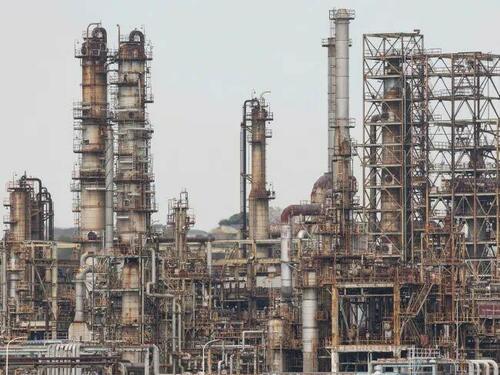 Războiul din Iran: prăbușirea economică pe care nimeni nu o explică