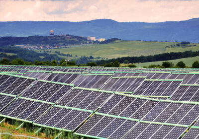 Surplusul solar: Rețeaua UK se prăbușește sub propria „tranziție verde”