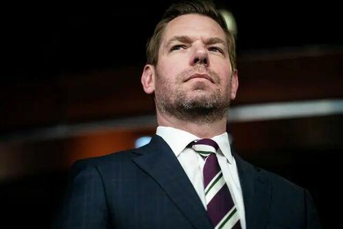 Swalwell respinge acuzațiile de viol — ce nu spun democrații