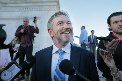 Thomas Massie: de la rebelul anti-Trump la guvernatorul Kentucky?