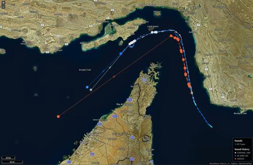 Trei supertankere traversează Hormuz: ce nu vi se spune despre rută