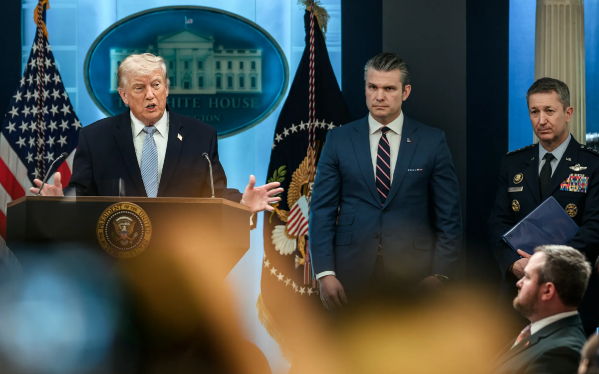 Trump amenință Iranul: cronologia care ridică semne de întrebare