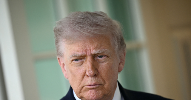 Trump blochează acordul cu Iranul: ce presiuni ascunse vine din tabăra democrată