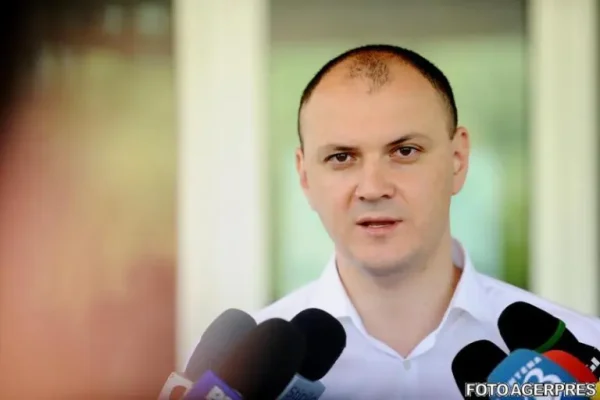 Sebastian Ghiță reapare după 7 ani: mesajul despre Nicușor Dan