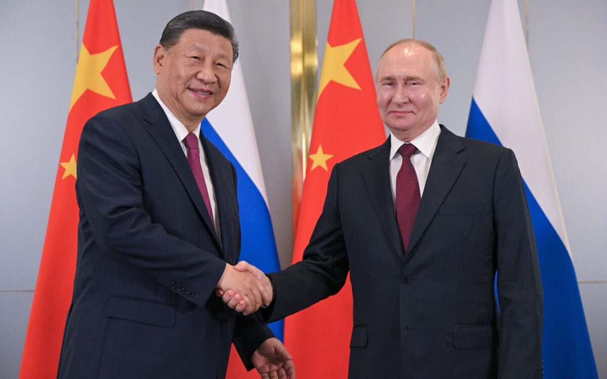 Vizita Putin în China: ordinea tripolară se conturează