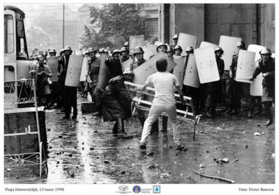 13 iunie 1990: ziua drapelului legionar care a legitimat represiunea