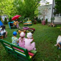 Peste 9.200 de copii în programele de vară din Sectorul 3: simplu sprijin pentru vacanță sau una dintre puținele politici locale care înțeleg viața reală a părinților?