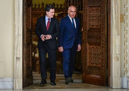 Criza guvernamentală: cine orchestrează de fapt blocajul politic?