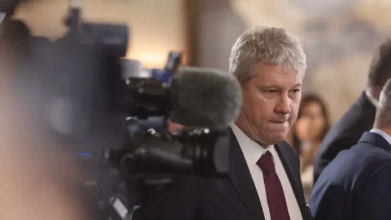 Predoiu părăsește conducerea PNL: coincidență sau semnal?