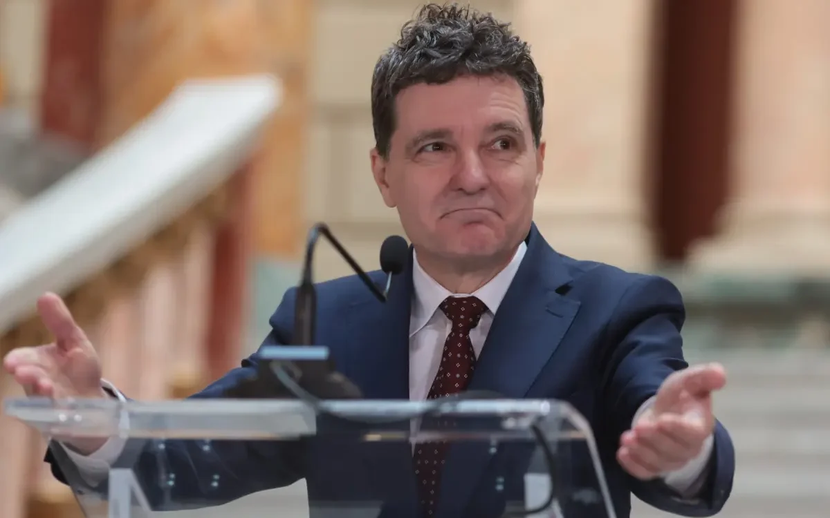 Tomac renunță brusc. Cine e Adrian Veștea și de ce acum?