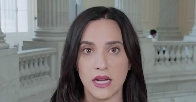 Atacul din Iran: de ce tace Washingtonul la cinci luni distanță?