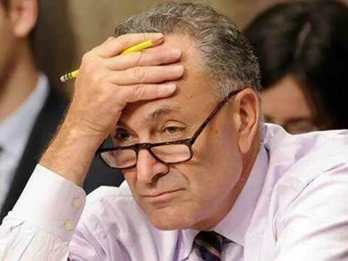 Banii din umbră care pot decupla America de la vot