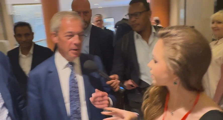 CPAC Londra 2026: cronologia Farage–Simion ridică întrebări