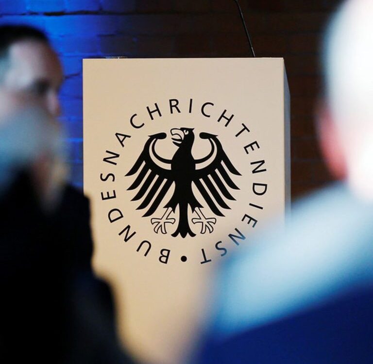 Germania acordă serviciilor secrete puteri fără precedent postbelic