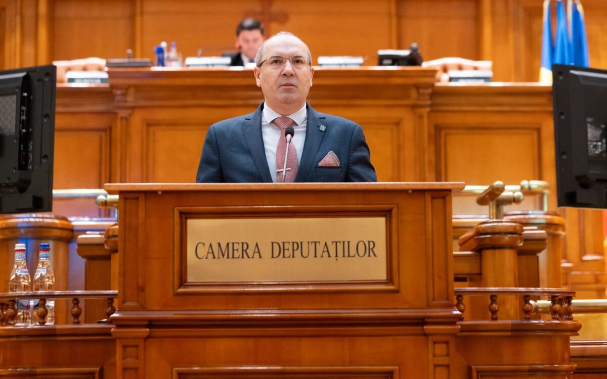 Legea salarizării: cine grăbește un act al unui guvern demis?