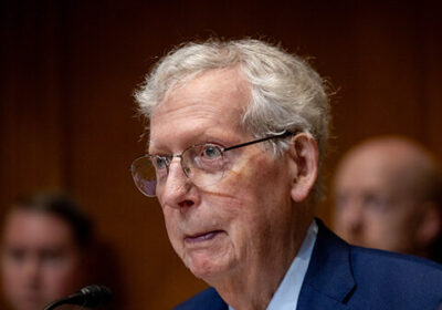 McConnell, declarat ‘mort cerebral’: surse anonime sau semnal de alarmă?