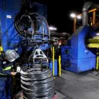 Boom-ul industrial american: cine profită de fapt din spate?