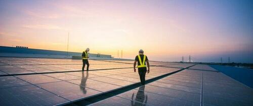 Bula solară chineză: cine plătește pentru supracapacitate?