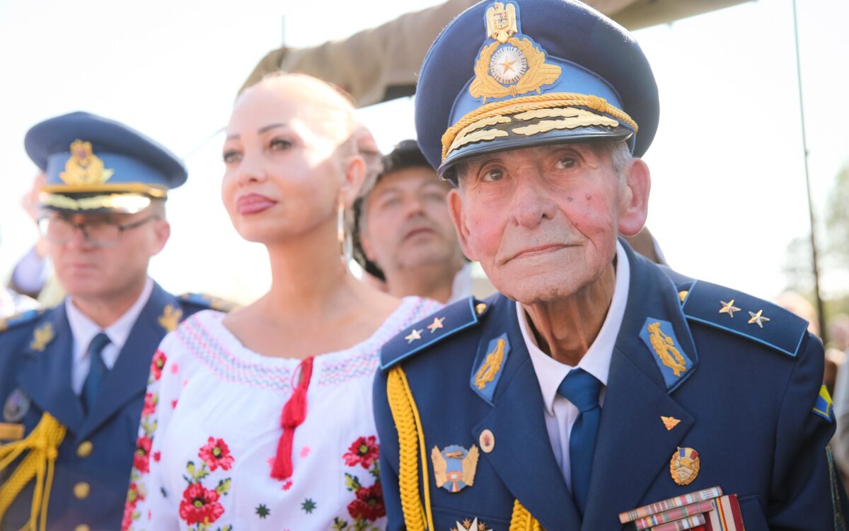 Bust pentru Radu Theodoru: cine se opune și de ce tace Biserica