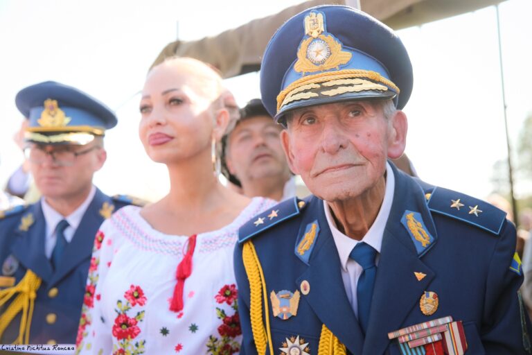 Bust pentru Radu Theodoru: cine se opune și de ce tace Biserica