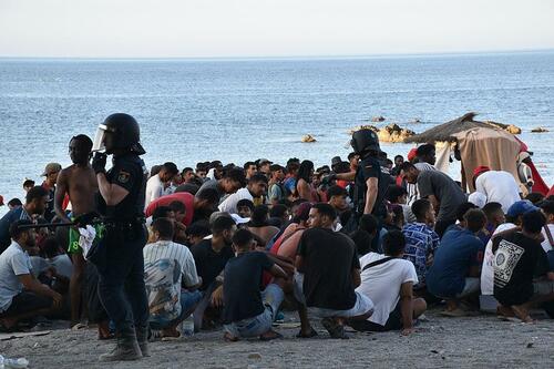 Ceuta: ce nu se spune despre valul de migranți și victimele minore