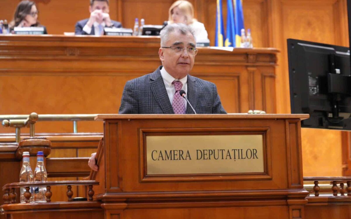 Deficit de energie cu mai puțini consumatori: cui îi convine?