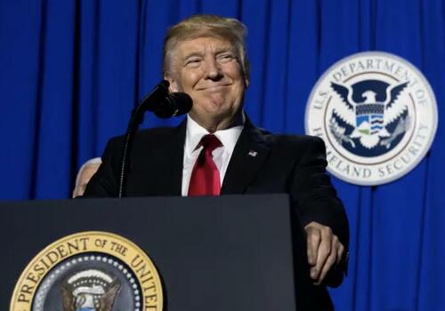 DHS și vânătorii de recompense: migranții urmăriți și după deportare